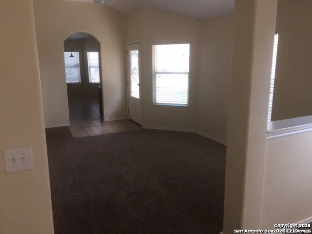 2507 Sunset Bend San Antonio, TX 78244