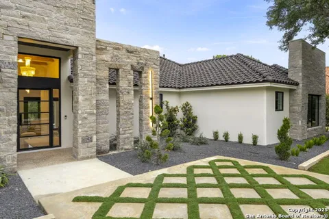 6 Turin Ct