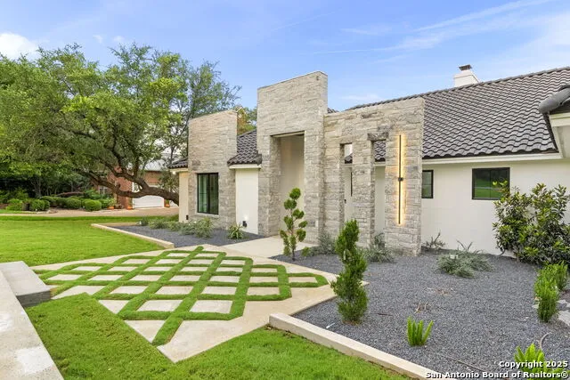 6 Turin Ct San Antonio, TX 78257