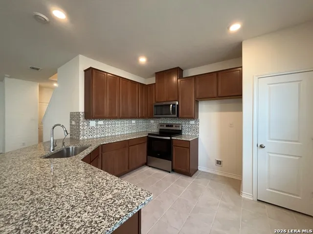 14839 Vance Jackson Rd Unit 413 San Antonio, TX 78249