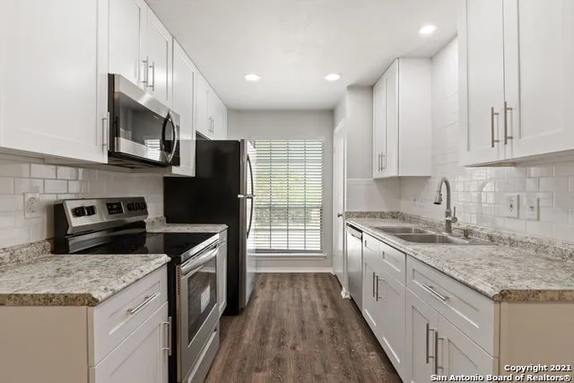 1407 LOMA ALTO RD Unit 3 San Antonio, TX 78232