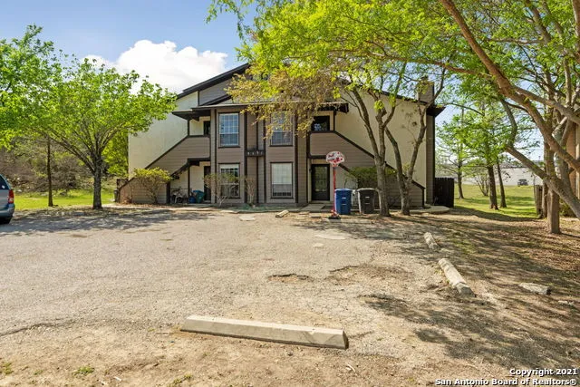 1407 LOMA ALTO RD Unit 3 San Antonio, TX 78232