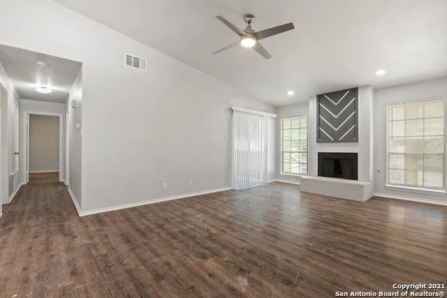1407 LOMA ALTO RD Unit 3 San Antonio, TX 78232