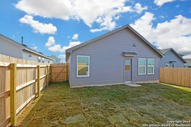 738 TULSA TRL New Braunfels, TX 78132