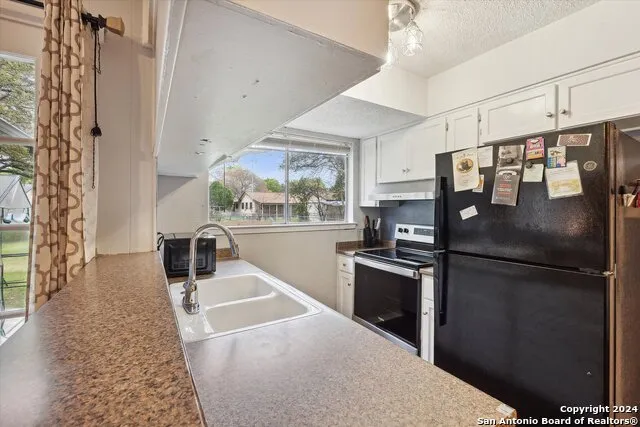 312 LORI LYNN DR Schertz, TX 78154