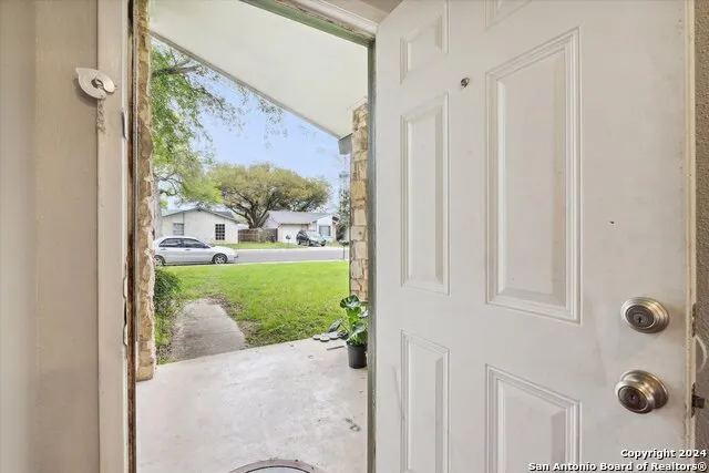 312 LORI LYNN DR Schertz, TX 78154