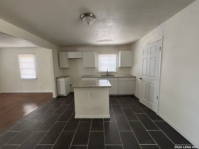 1319 Keats San Antonio, TX 78211