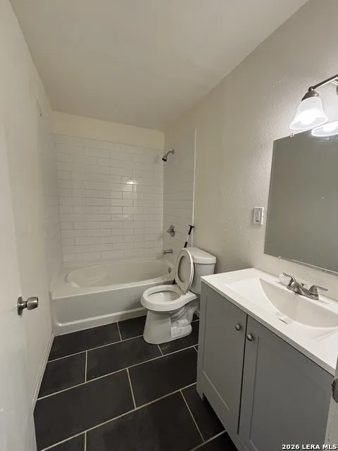 1319 Keats San Antonio, TX 78211