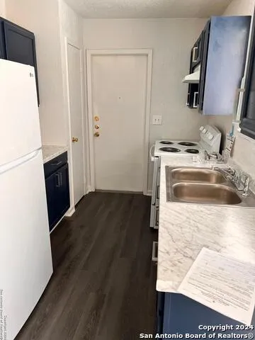 8003 REMUDA DR San Antonio, TX 78227