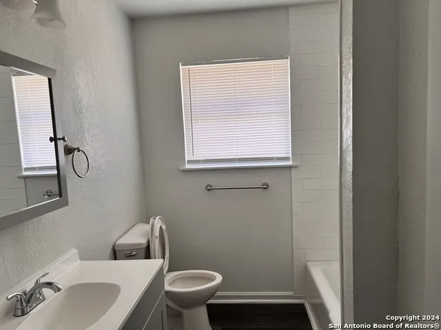 8003 REMUDA DR San Antonio, TX 78227