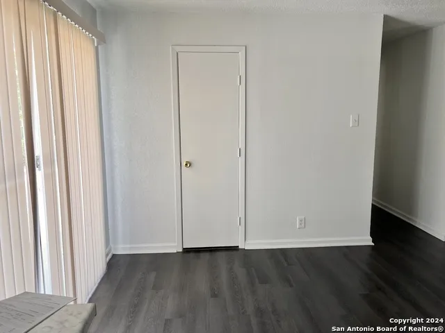 8003 REMUDA DR San Antonio, TX 78227