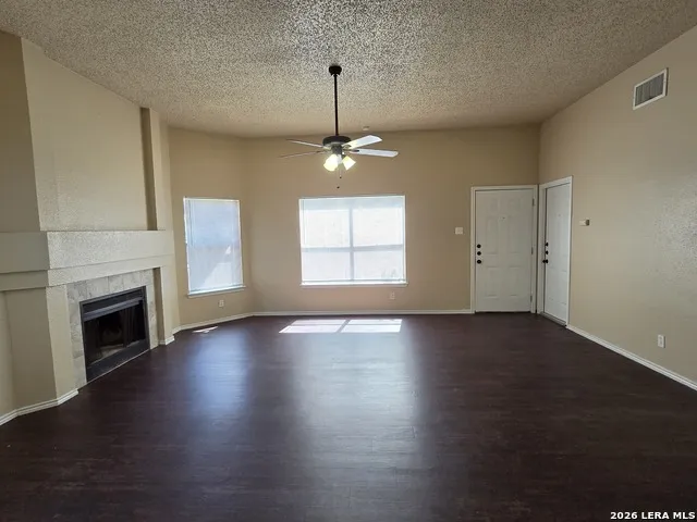 7123 Fallen Trail San Antonio, TX 78244