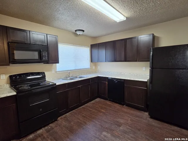 7123 Fallen Trail San Antonio, TX 78244