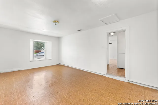 9726 Hidden Swan San Antonio, TX 78250