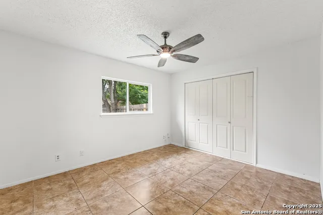 9726 Hidden Swan San Antonio, TX 78250