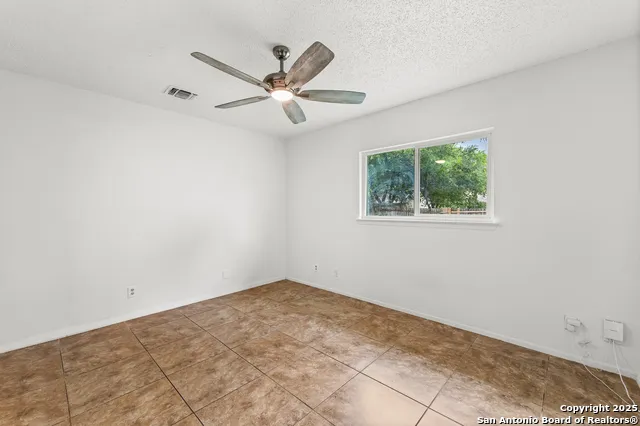 9726 Hidden Swan San Antonio, TX 78250