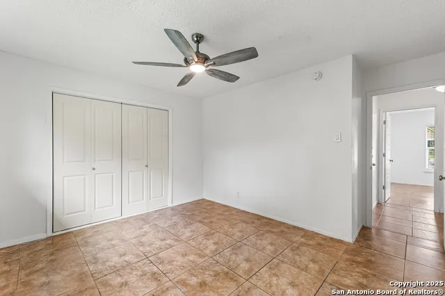 9726 Hidden Swan San Antonio, TX 78250
