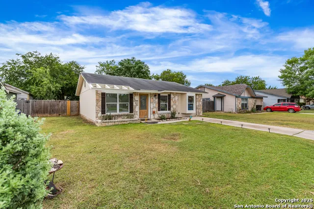 9726 Hidden Swan San Antonio, TX 78250