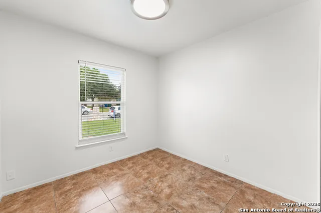 9726 Hidden Swan San Antonio, TX 78250