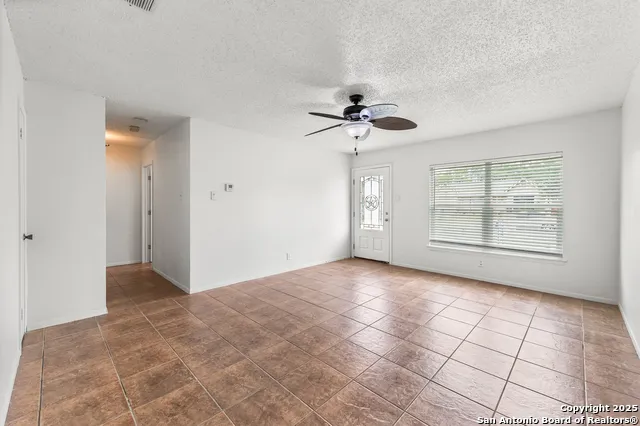 9726 Hidden Swan San Antonio, TX 78250