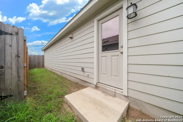 6534 Augustus Magee San Antonio, TX 78220