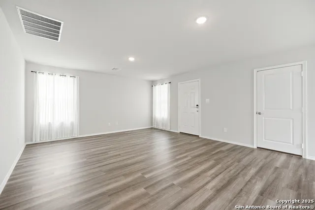6534 Augustus Magee San Antonio, TX 78220