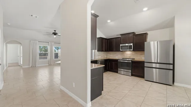 1970 KALLI JO LN New Braunfels, TX 78130