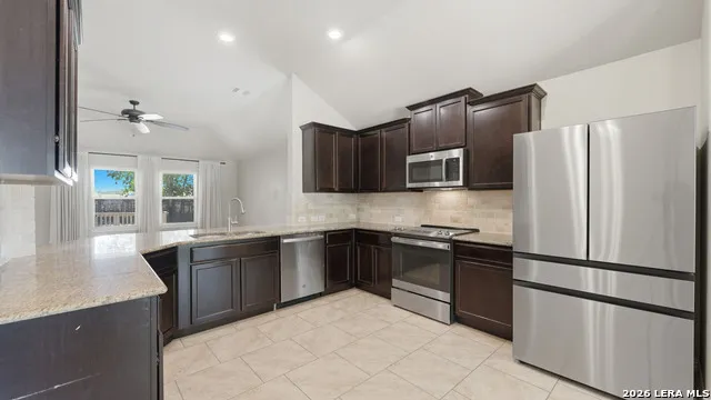 1970 KALLI JO LN New Braunfels, TX 78130