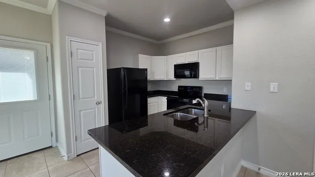 16906 Dancing Ava Unit 4 Selma, TX 78154