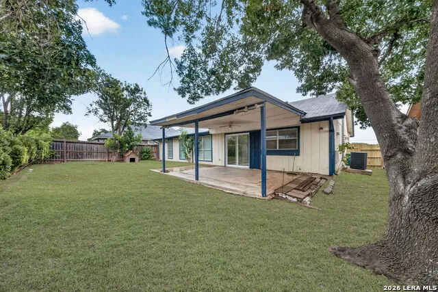 7713 Narrow Pass Live Oak, TX 78233