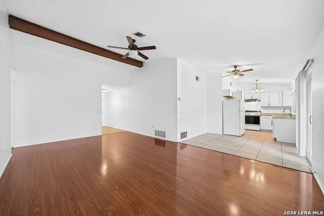 7713 Narrow Pass Live Oak, TX 78233