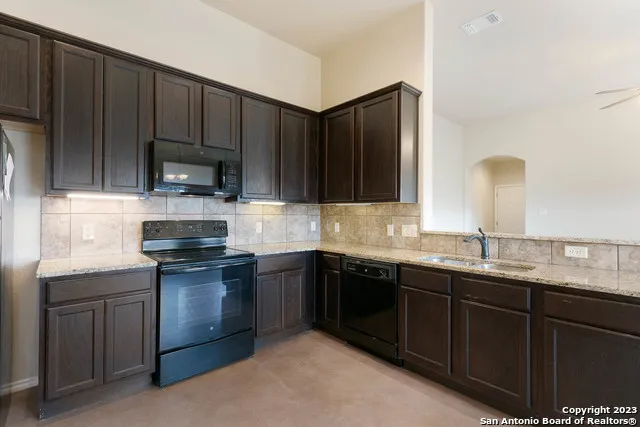 2584 Pahmeyer Rd New Braunfels, TX 78130