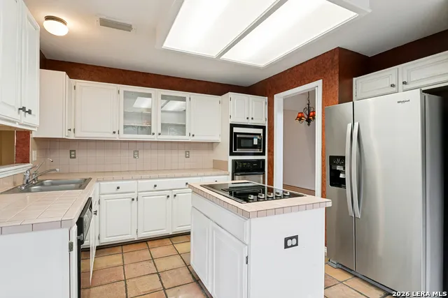 2535 Chestnut Bend San Antonio, TX 78232