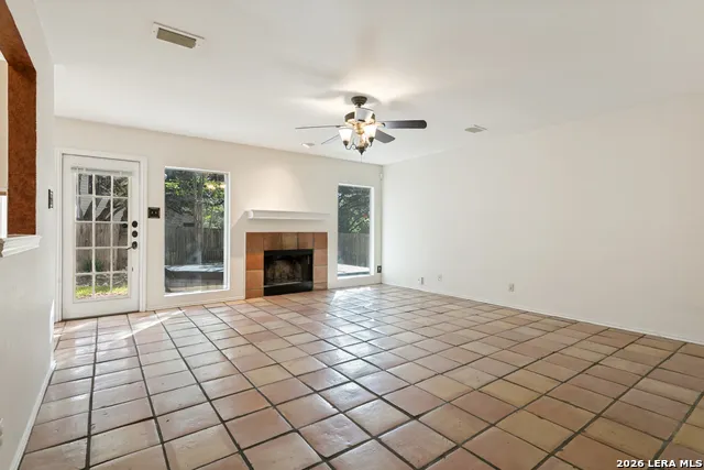 2535 Chestnut Bend San Antonio, TX 78232