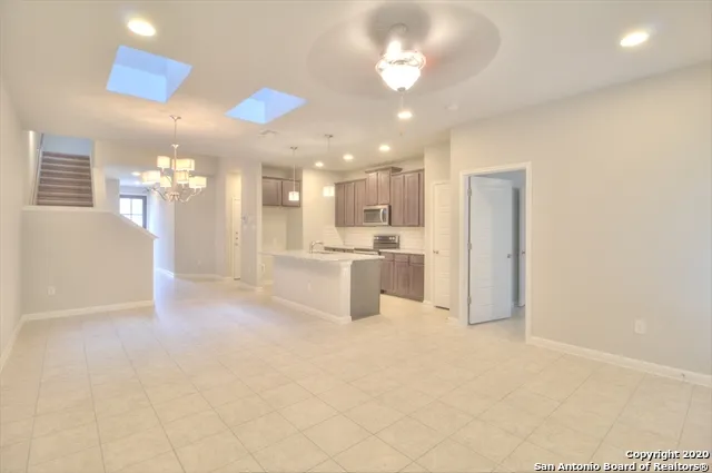 10 Serena Vista San Antonio, TX 78251