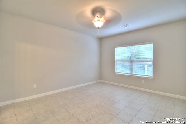 10 Serena Vista San Antonio, TX 78251