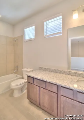 10 Serena Vista San Antonio, TX 78251