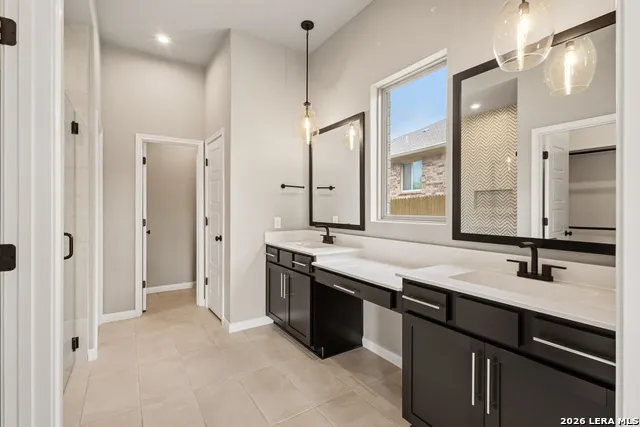 10224 CACTUS HLS San Antonio, TX 78254