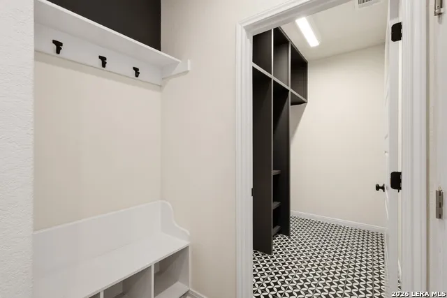 10224 CACTUS HLS San Antonio, TX 78254