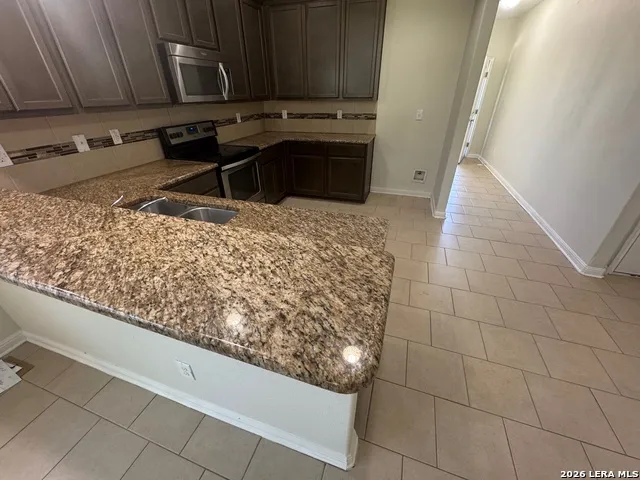 6702 Prescott Dr San Antonio, TX 78233