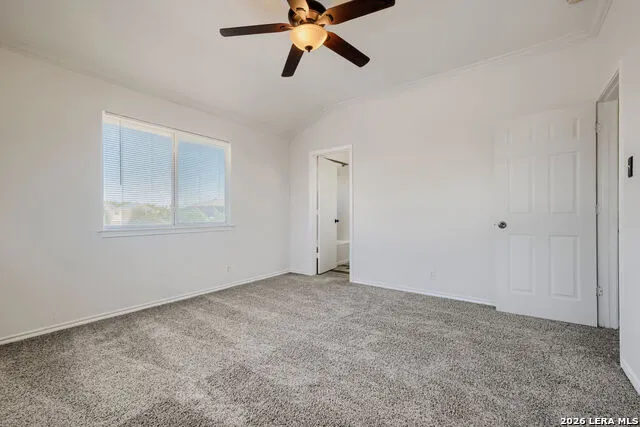 5635 MIDCROWN DR San Antonio, TX 78218