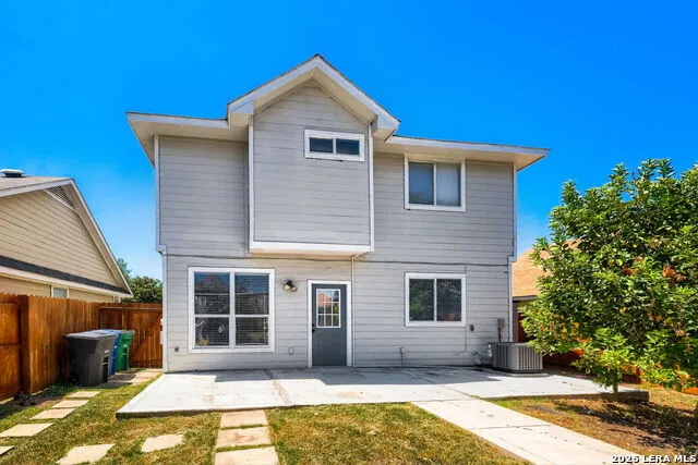 5635 MIDCROWN DR San Antonio, TX 78218