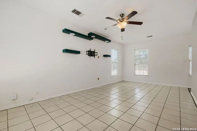 5635 MIDCROWN DR San Antonio, TX 78218