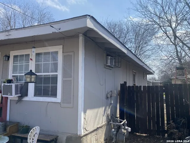 1224 San Angelo San Antonio, TX 78201