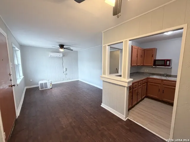1224 San Angelo San Antonio, TX 78201