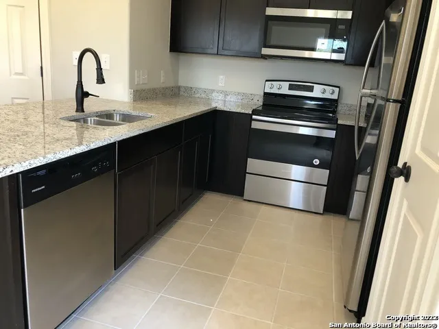 16719 JUPITER HVN Unit 1 Selma, TX 78154