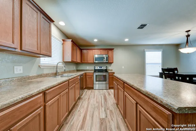 428 Auburn Park Schertz, TX 78154