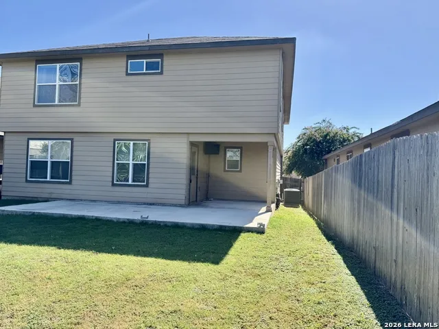 1607 Tree Run San Antonio, TX 78245