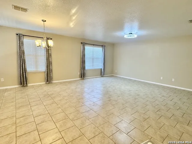 1607 Tree Run San Antonio, TX 78245