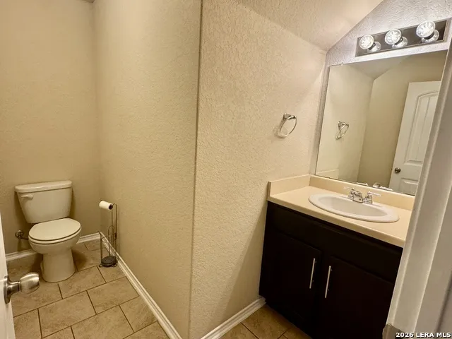 1607 Tree Run San Antonio, TX 78245